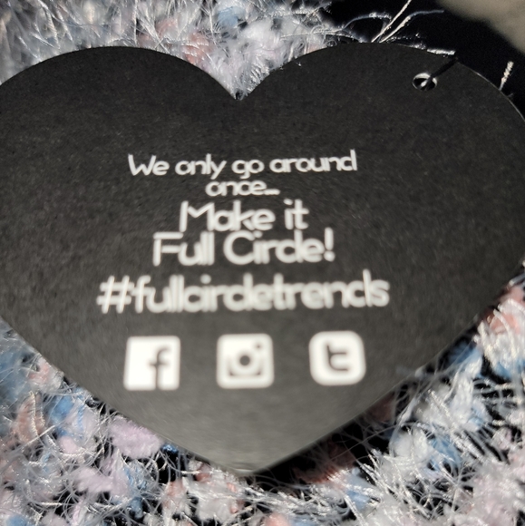 Made With Love Sweater sz L NWT - Picture 6 of 6